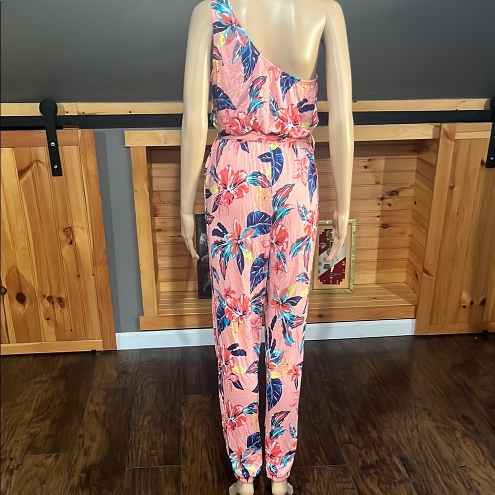 Lascana Tropical One-Shoulder Jumpsuit in Pink Resort Wear - Picture 6 of 9